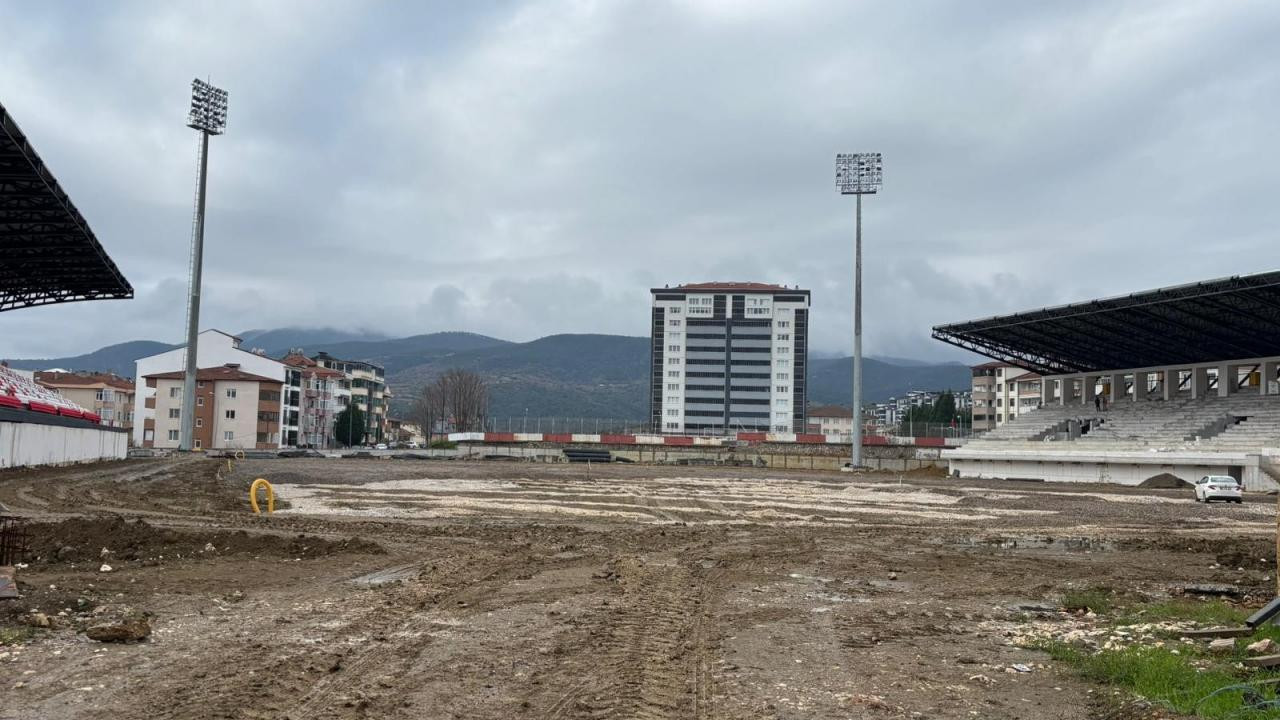 550 günde tamamlanması gereken stat tadilatı tam 11 yıldır bitmiyor