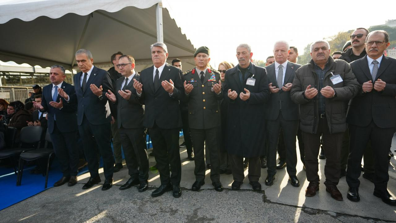 Beşiktaş'ta 2016 yılındaki terör saldırısında şehit olanlar anıldı