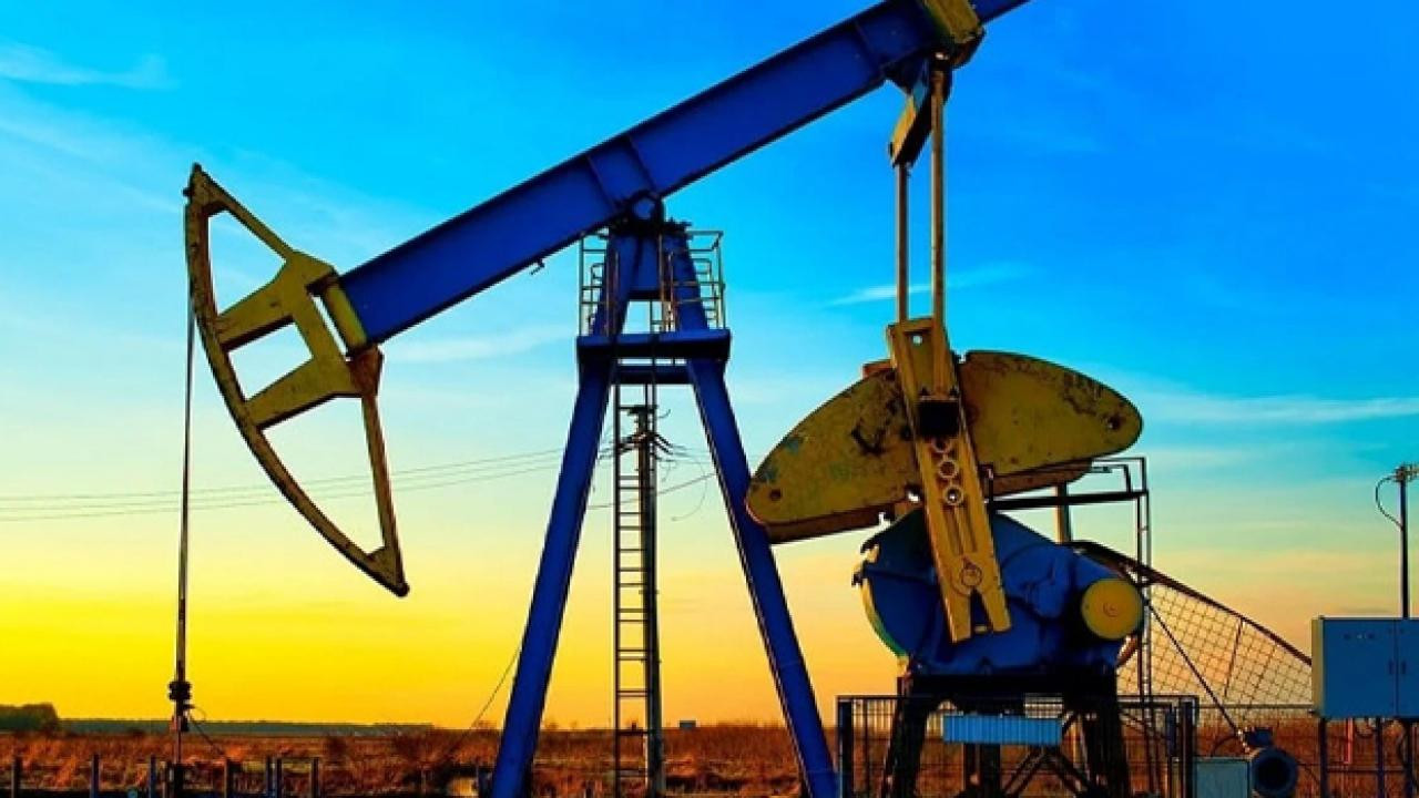 Brent petrolün varili 62,12 dolardan işlem görüyor