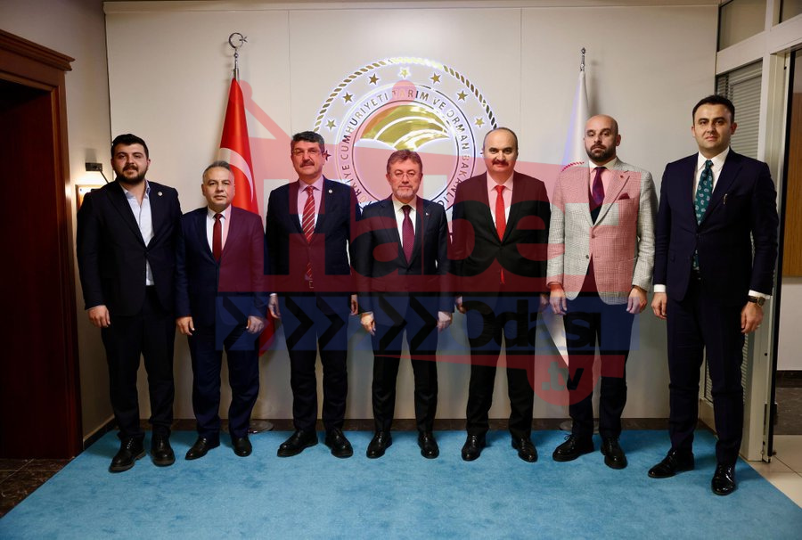 Vali Canalp ve Beraberindeki Heyet, Tarım ve Orman Bakanı Sayın Yumaklı’yı Ziyaret Etti