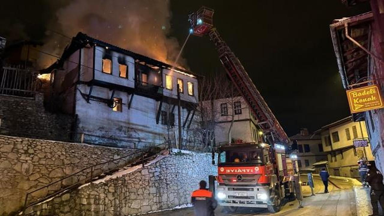 Safranbolu'da tarihi konakta yangın!